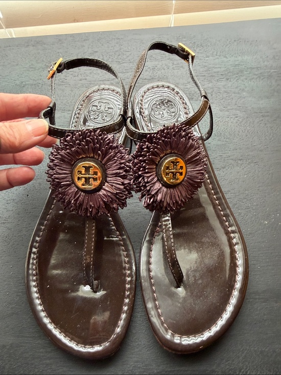 Tory Burch Shoes - Tory Burch Dark Brown Floral Rosette Leather Thong Sandals with Gold